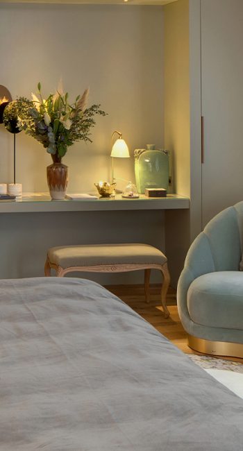 luxury hotel stay in the south of France