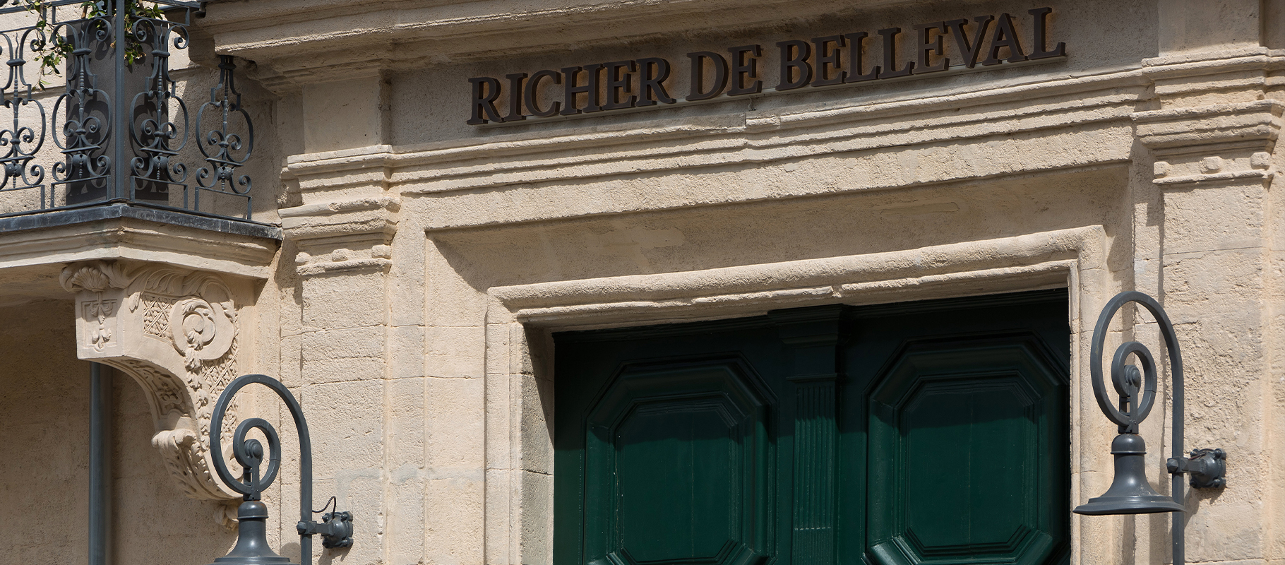 article hotellerie restauration mise a l honneur chefs pourcel