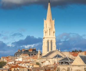 JR au Carré Sainte-Anne : une installation d’exception